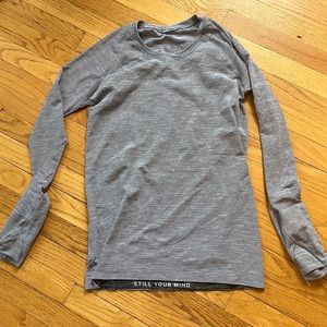 Lululemon Swiftly black & white striped long sleeve